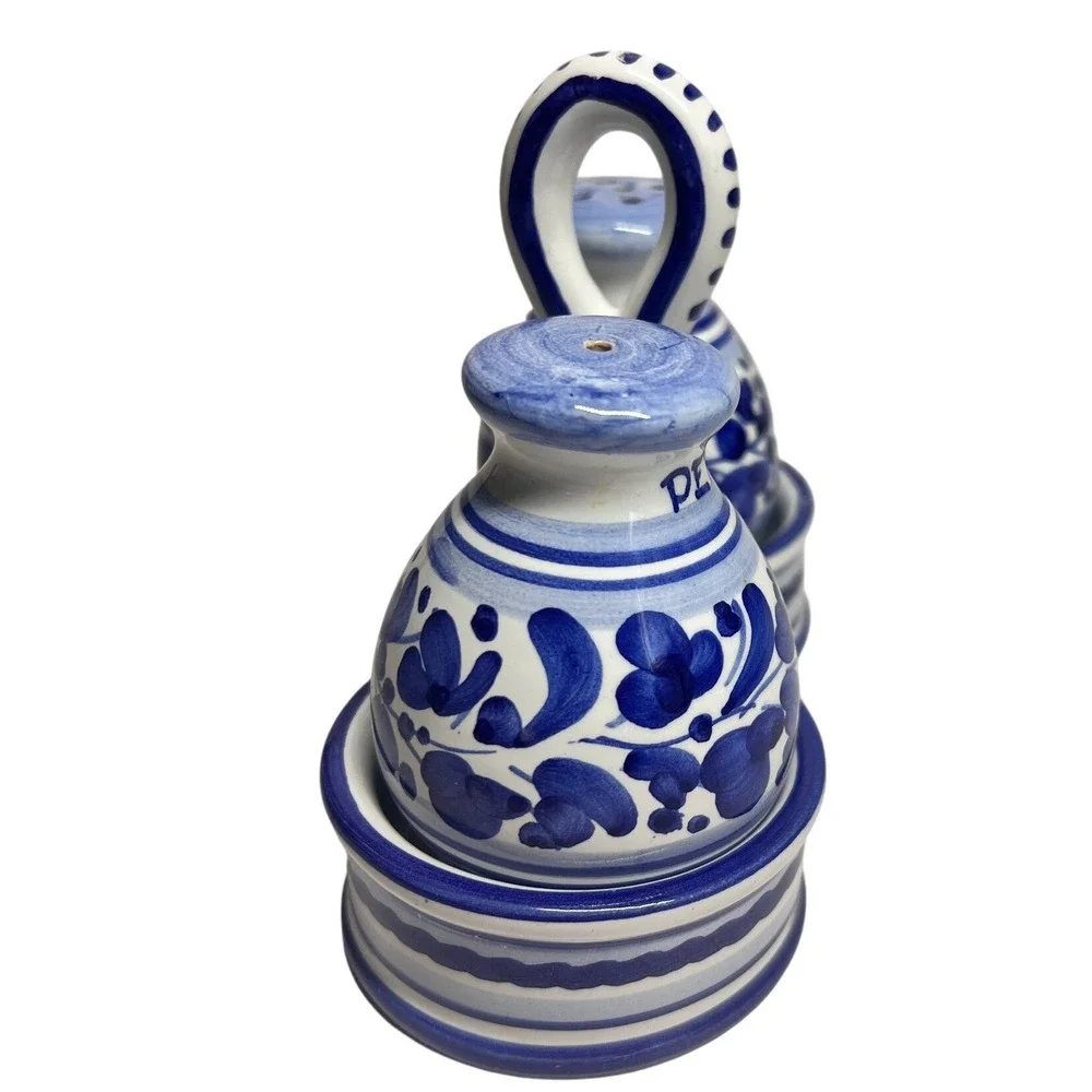 Vtg‎ Deruta Italian Pottery Salt Pepper Shakers w/ Caddy Blue White Majolica
